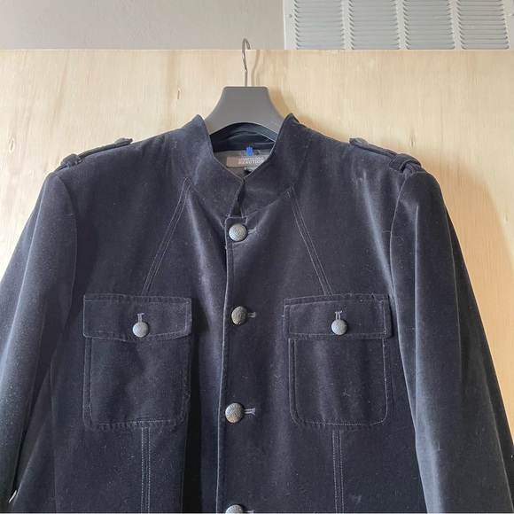 Kenneth Cole Reaction Black Velvet Military Style Men's Jacket w/ Epaulettes XL - Picture 2 of 10